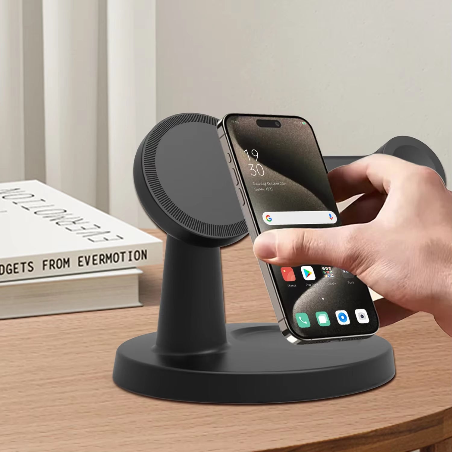Desklyn ChargeHub — 3-in-1 MagSafe Wireless Station